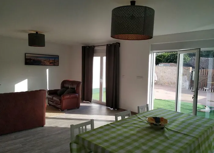 Casa Da Tia Dulce بيت للعطل *