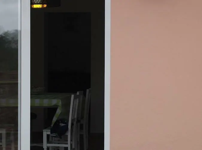 Casa Da Tia Dulce بيت للعطل *